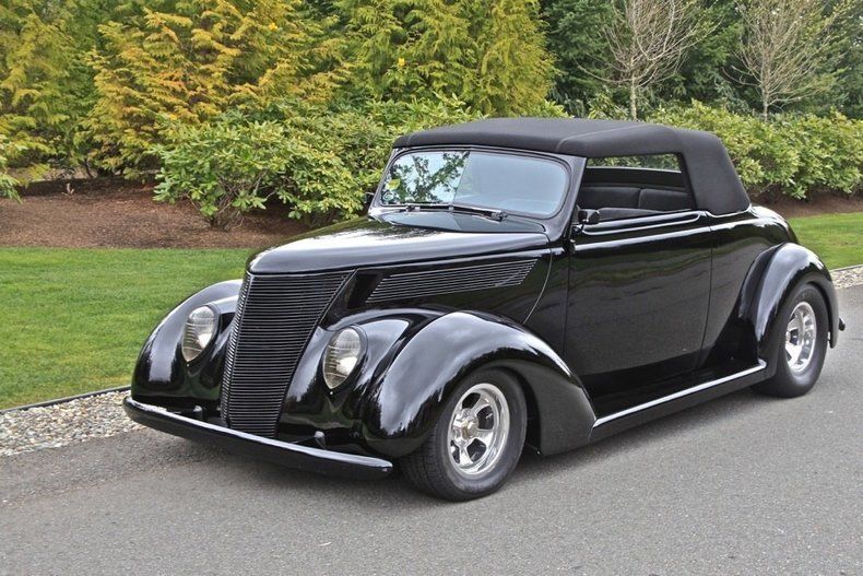 1937 Ford Deluxe Custom Convertible