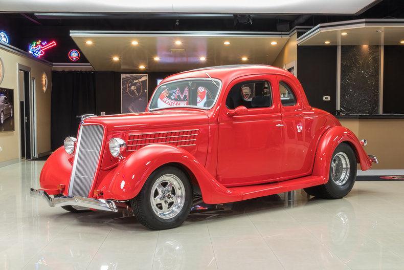 Gorgeous 1935 Ford 5 Window Coupe Street Rod