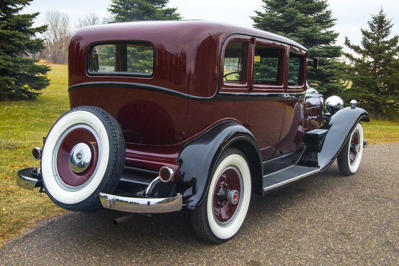 NICE 1932 Packard 902