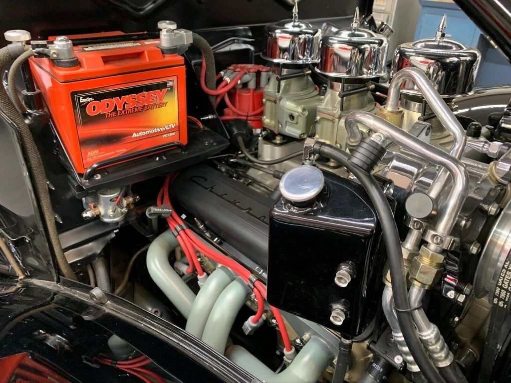 Pro built 1937 Ford pickup ground up build