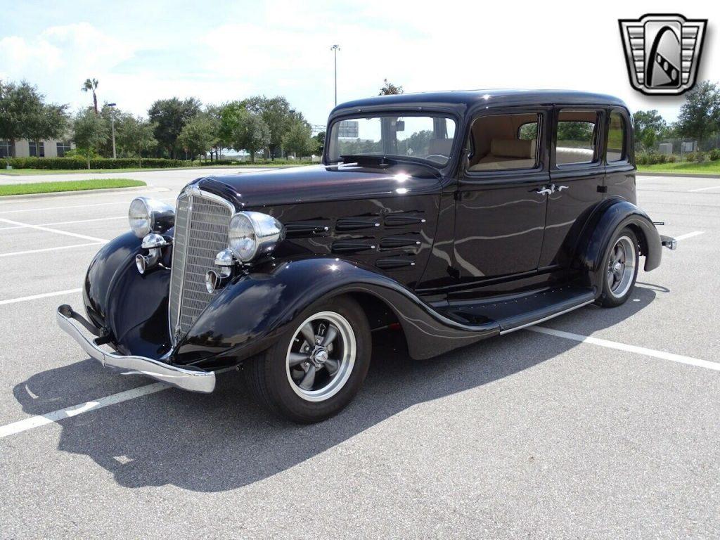 1934 REO Flying Cloud