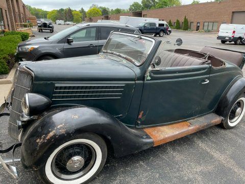 1935 Ford Cabriolet deluxe for sale
