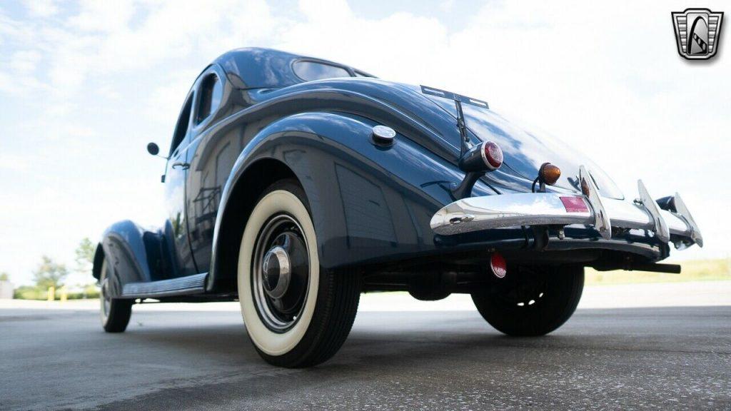 1937 Ford Standard