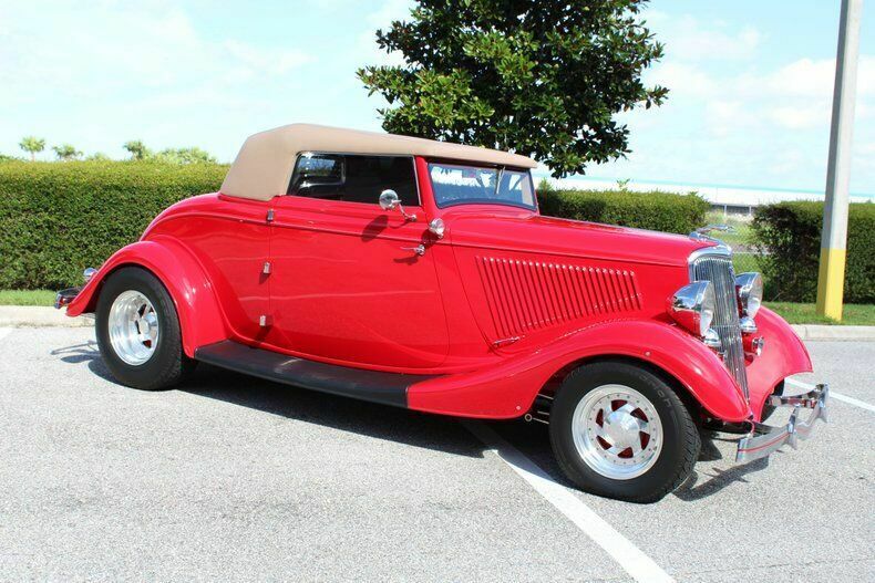 1934 Ford Cabriolet