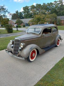 1935 Ford 2 Door Slant Back for sale