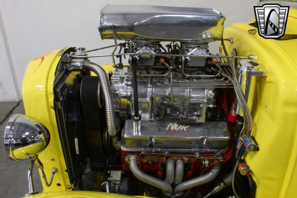 Yellow 1932 Ford F100 383 Dart V8 350 Turbo