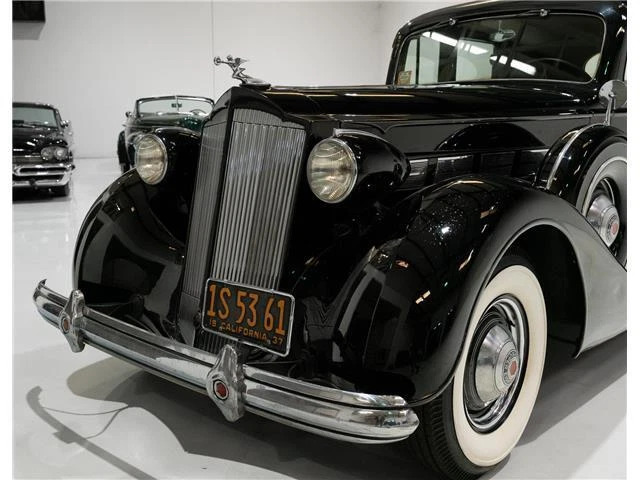 1937 Packard Super Eight Club Sedan