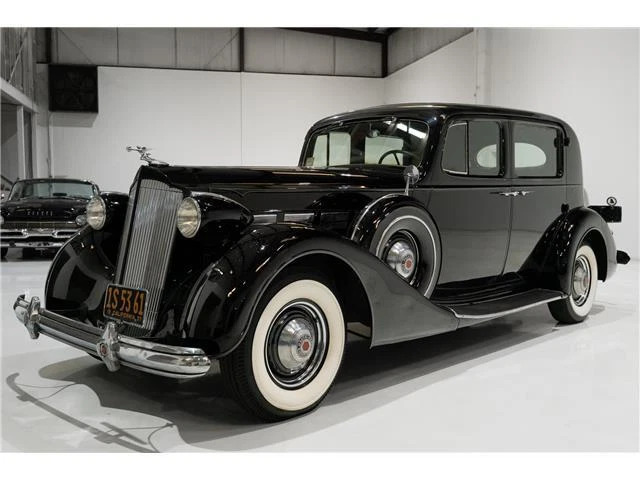1937 Packard Super Eight Club Sedan