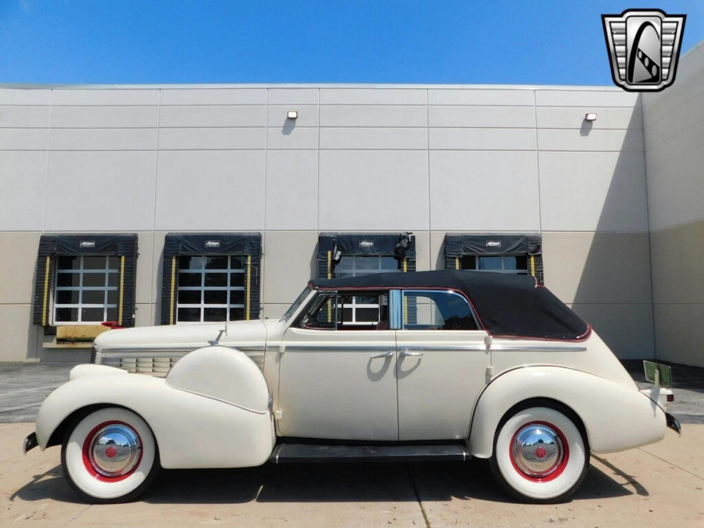 Beige/ Black Convertible top 1938 Lasalle Series 50 Sedan Flat head V8 3 Speed