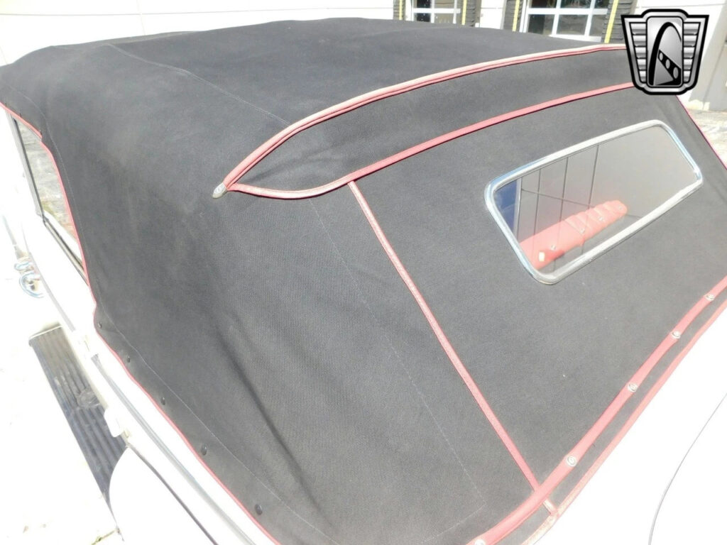 Beige/ Black Convertible top 1938 Lasalle Series 50 Sedan Flat head V8 3 Speed